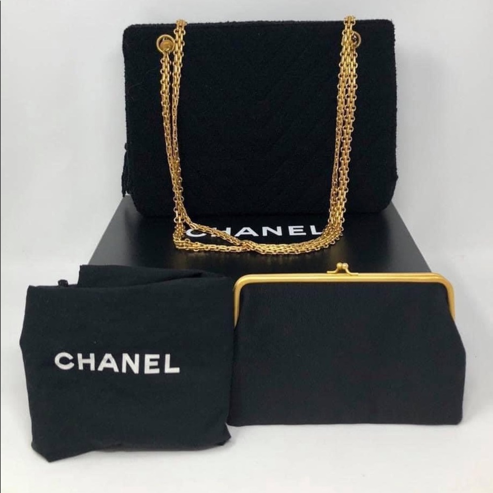 Mademoiselle Chain Totel